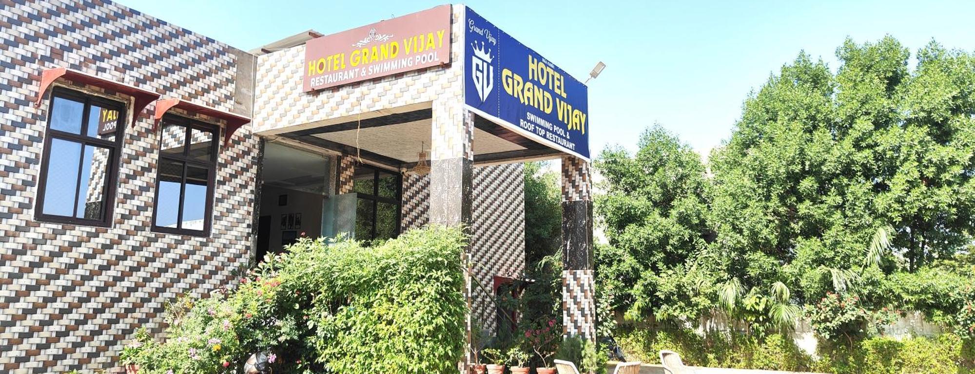 Hotel Grand Vijay พุชการ์ ภายนอก รูปภาพ